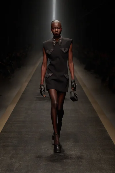 Look 20
